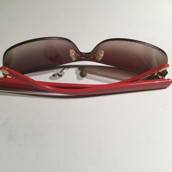 TORY BURCH SUN GLASSES 🤓 - Picture 7 of 10